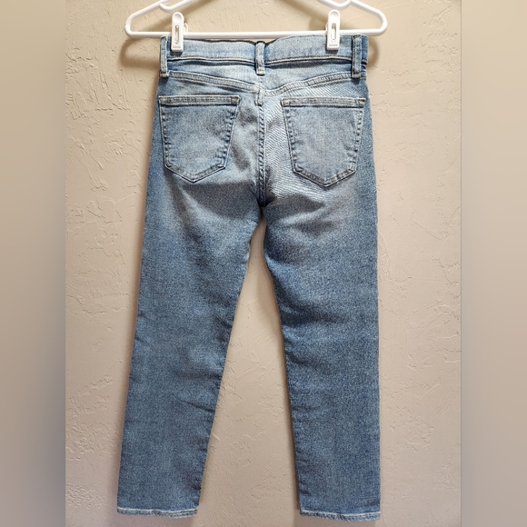 Old Navy Slim 360° Stretch Jeans for Boys - Picture 3 of 7
